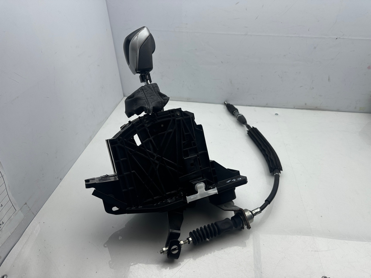 кулиса Subaru Outback 6 поколение 2020, 2.4 л., бензин, АКПП, серый, внедорожник 5 дв., полный привод - фото №1