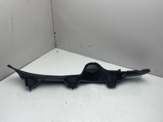 пыльник переднего крыла Volvo XC60 2 поколение 2023, 2.0 л., бензин, АКПП, белый, внедорожник 5 дв., передний привод, 32338467