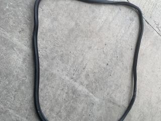 уплотнитель двери Chevrolet Equinox 3 поколение 2018, 1.5 л., бензин, АКПП, черный, внедорожник 5 дв., полный привод