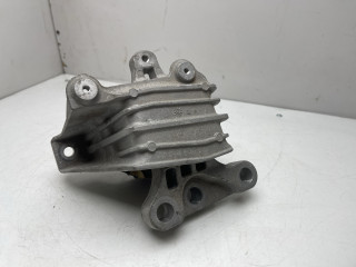 подушка крепления КПП Chevrolet TrailBlazer 3 поколение 2021, 1.3 л., бензин, АКПП, черный, хетчбэк 5 дв., передний привод