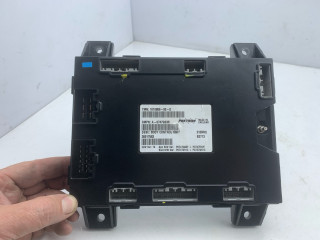 Блок управления BCM (Body Control Module) Tesla Model S 1 поколение (2012 - 2016), 0.1 л., электро, АКПП, серый, седан, задний привод, 101090600D