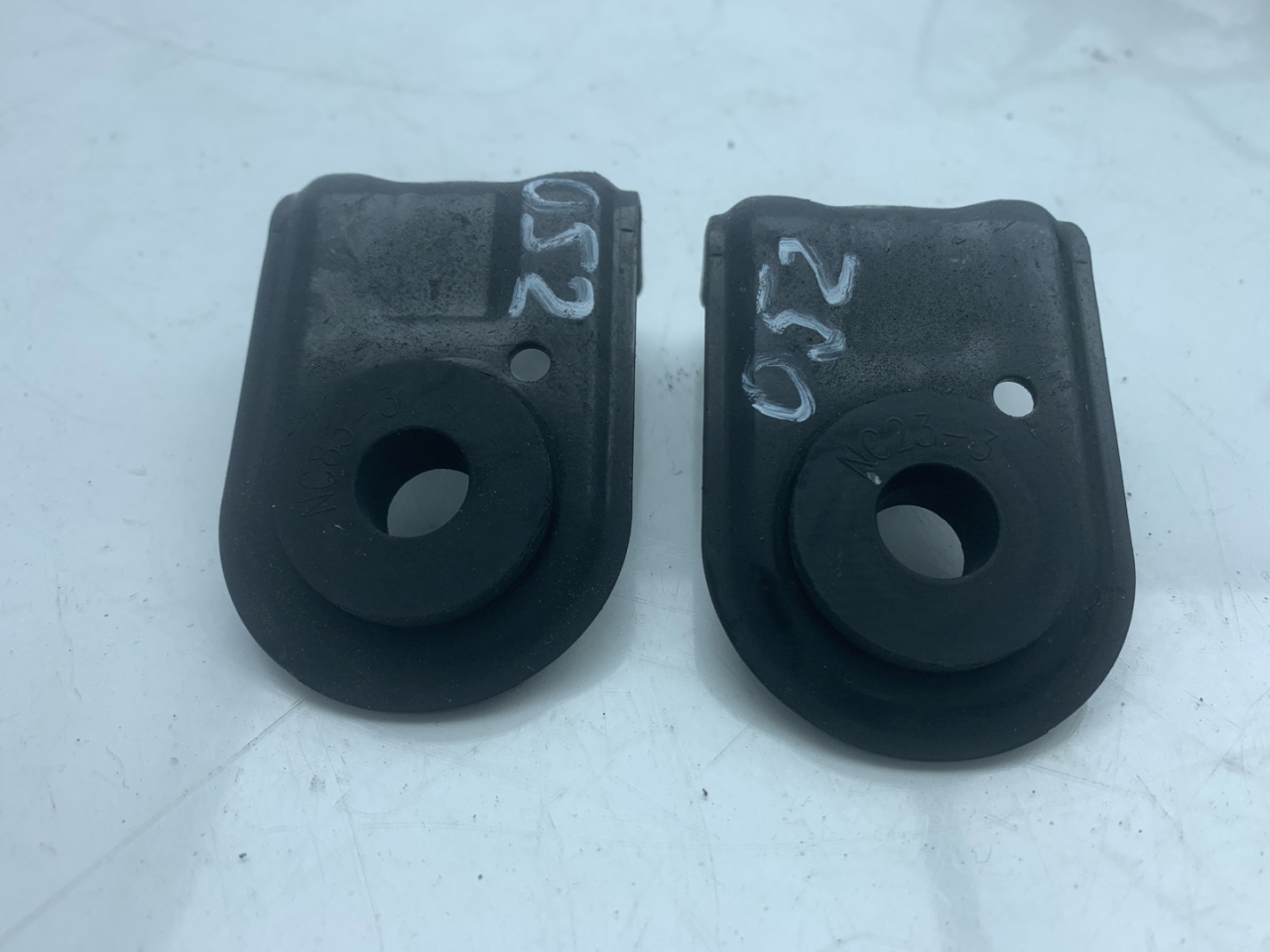 кронштейн радиатора Acura RDX 3 поколение 2020, 2.0 л., бензин, АКПП, черный, внедорожник 5 дв., полный привод, 74176-TJB-A00 - фото №1