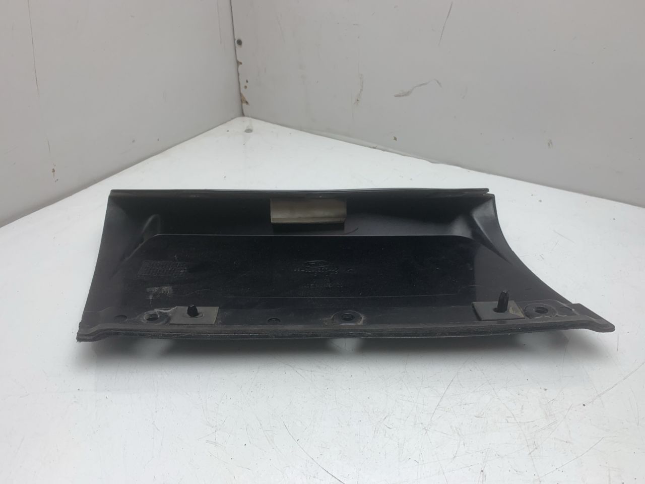 молдинг крыла заднего левого Ford Bronco Sport 1 поколение 2021, 1.5 л., бензин, АКПП, серебряный, внедорожник 5 дв., полный подключаемый привод, M1PB-S290B53-AW - фото №1