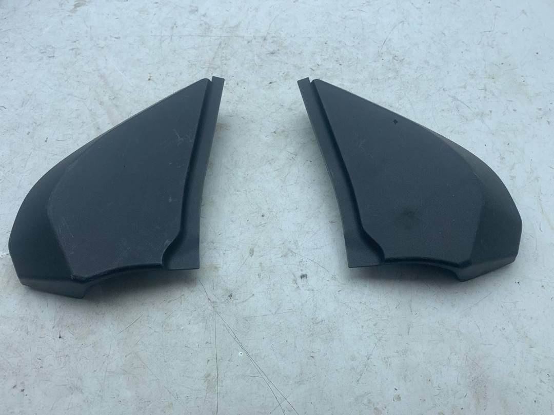 пластик Subaru Forester 5 поколение (SK) 2020, 2.5 л., бензин, АКПП, серый, внедорожник 5 дв., полный привод, 66073FL00A, 66073FLO1A - фото №1