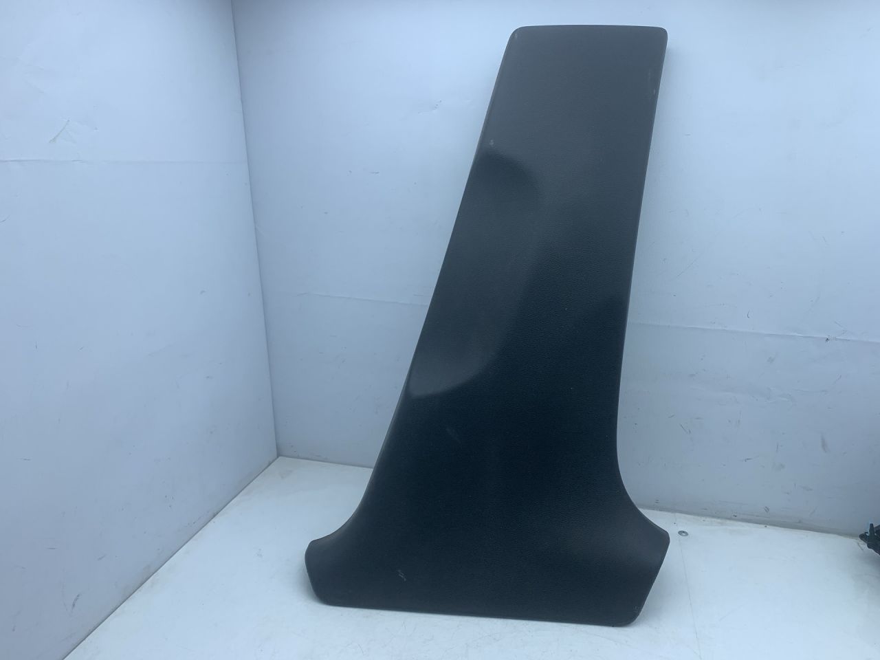 обшивка стойки центральной правой Acura TLX 3-е поколение 2021, 2.0 л., бензин, АКПП, серый, передний привод, 84121-TGV-A0 - фото №1