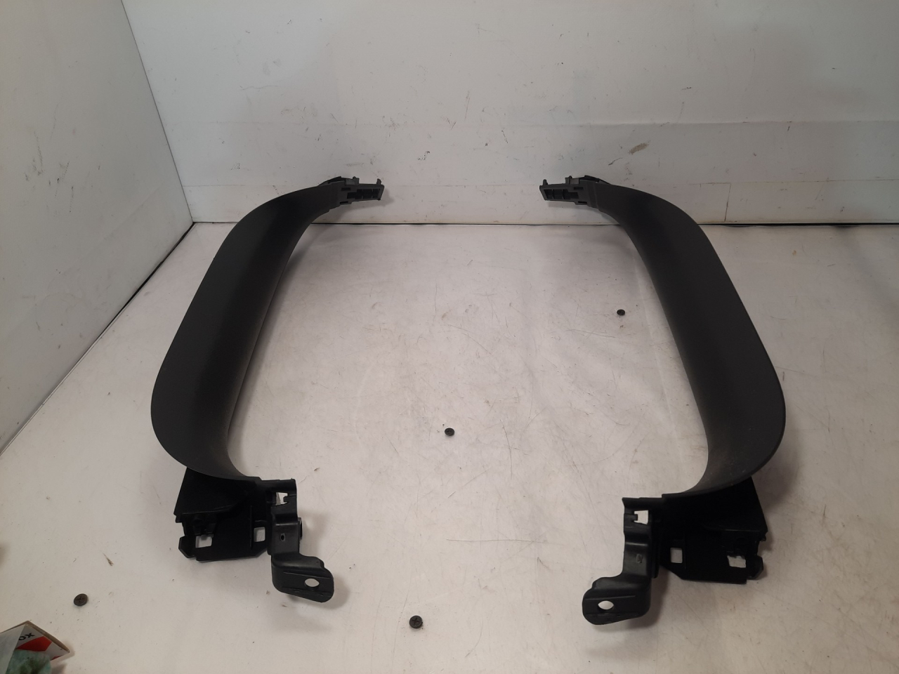 пластик Volkswagen Atlas 2018, 2.0 л., бензин, АКПП, черный, внедорожник 5 дв., передний привод, 3CN867704 - фото №1