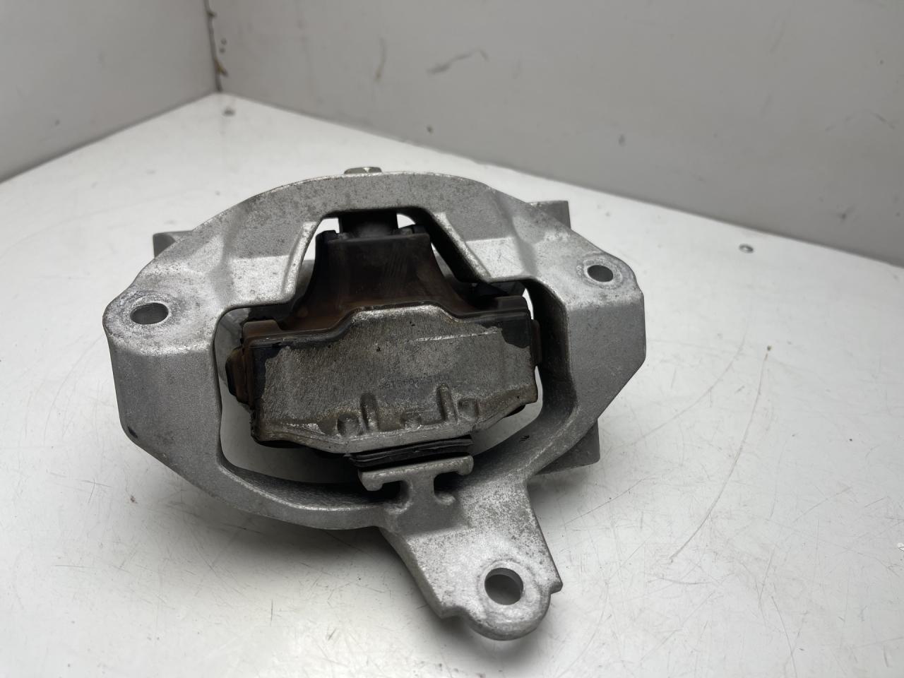 подушка крепления КПП Acura TLX 3-е поколение 2021, 2.0 л., бензин, АКПП, серый, передний привод - фото №1