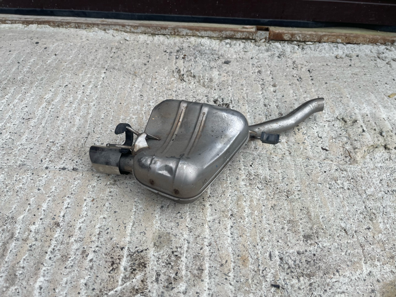 глушитель Acura RDX 3 поколение 2020, 2.0 л., бензин, АКПП, черный, внедорожник 5 дв., полный привод - фото №1