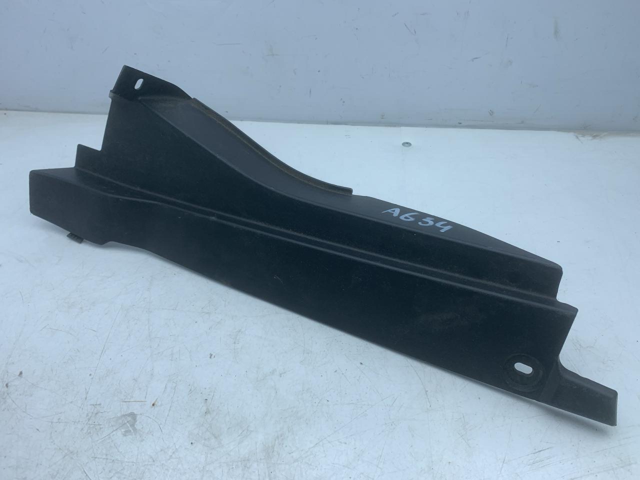 планка под капот Chevrolet TrailBlazer 3 поколение 2021, 1.3 л., бензин, АКПП, черный, хетчбэк 5 дв., передний привод, 42749814 - фото №1