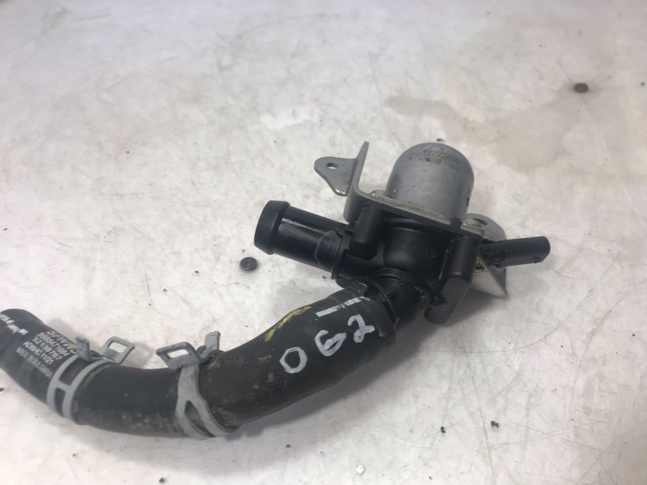 электромагнитный клапан Volvo XC60 2 поколение 2023, 2.0 л., бензин, АКПП, белый, внедорожник 5 дв., передний привод, 32222659 - фото №1