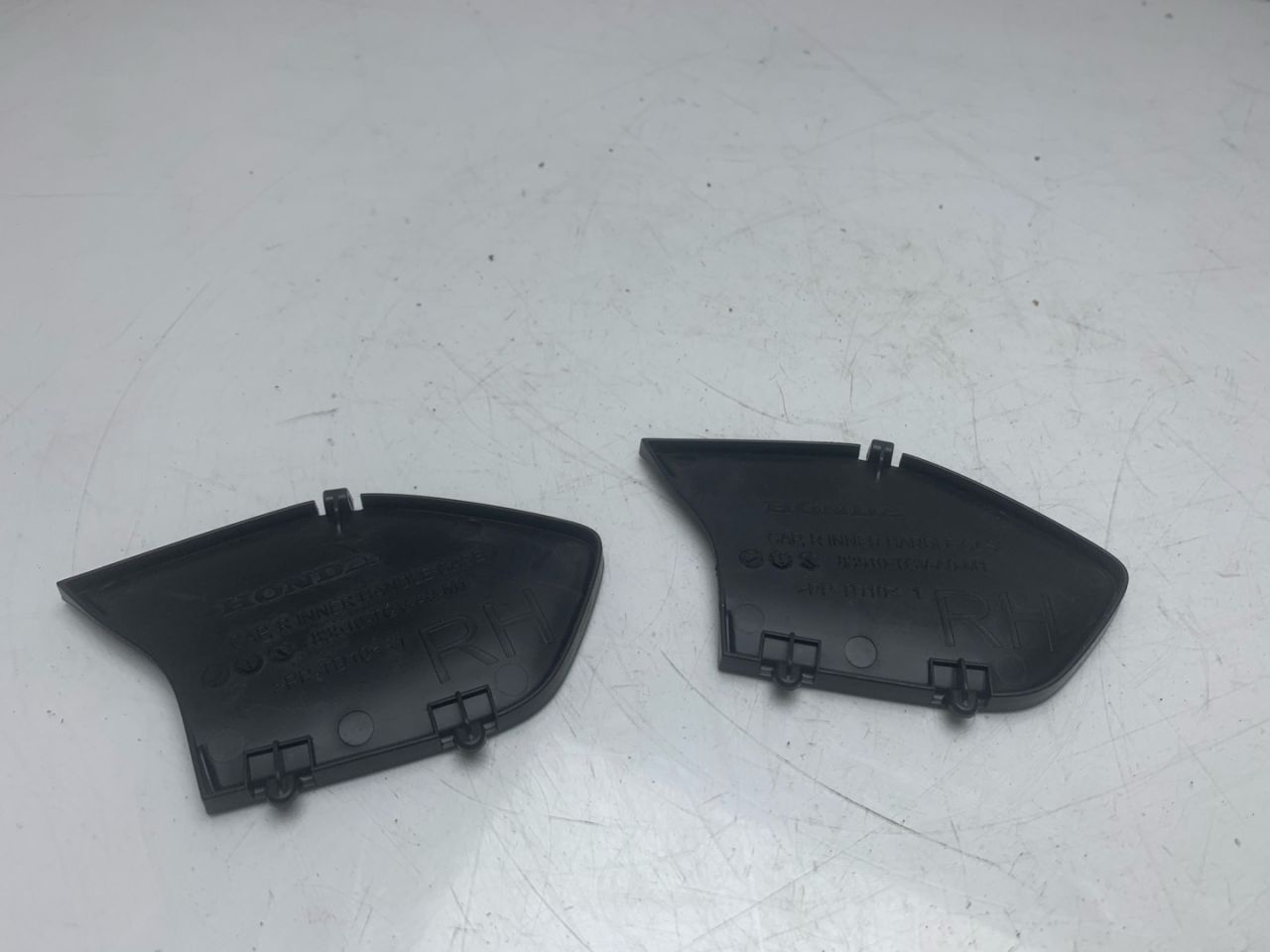 заглушка Acura TLX 3-е поколение 2021, 2.0 л., бензин, АКПП, серый, передний привод, 83510-TGV-A0-M1 - фото №1