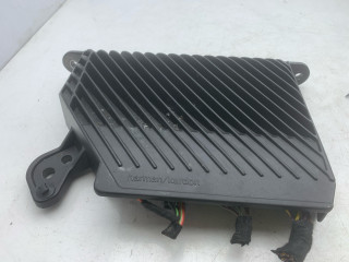 усилитель музыкальный Volvo XC60 2 поколение 2023, 2.0 л., бензин, АКПП, белый, внедорожник 5 дв., передний привод, 32359256