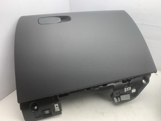 бардачок Volvo XC60 2 поколение 2023, 2.0 л., бензин, АКПП, белый, внедорожник 5 дв., передний привод, 31417596.LHD, 31417569