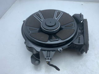 сабвуфер Volvo XC60 2 поколение 2023, 2.0 л., бензин, АКПП, белый, внедорожник 5 дв., передний привод, 2150-1WG, 32212620