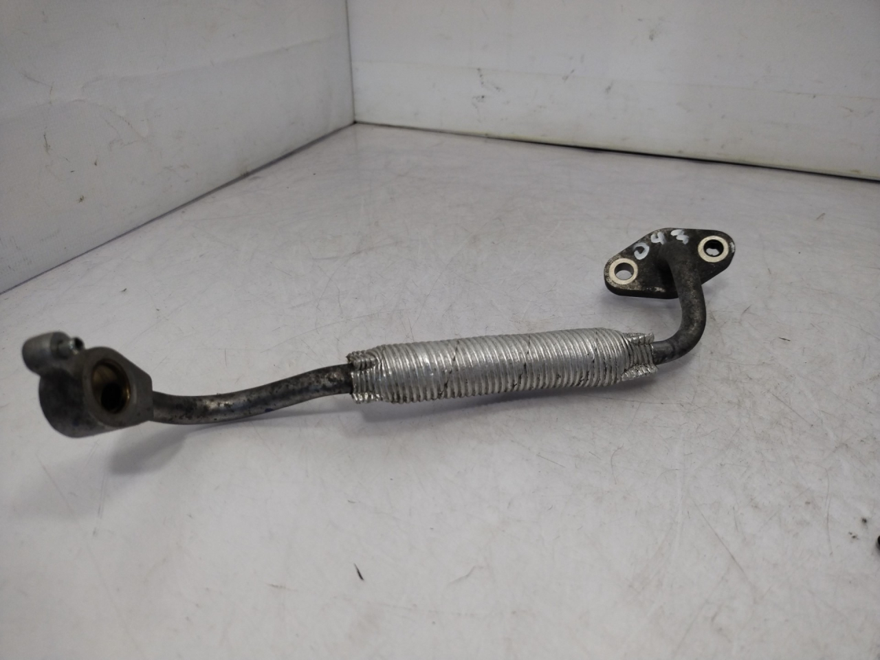 масляная трубка турбины Chevrolet Equinox 3 поколение 2019, 2.0 л., бензин, АКПП, черный, внедорожник 5 дв., полный привод - фото №1