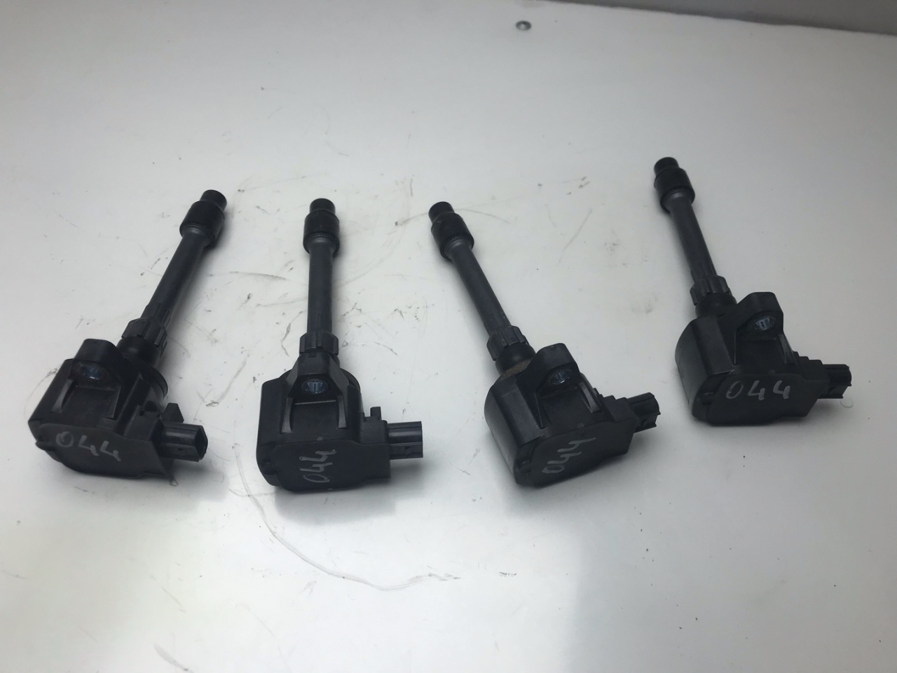 катушка зажигания Acura RDX 3 поколение 2019, 2.0 л., бензин, АКПП, белый, внедорожник 5 дв., полный привод, CM11124A, 30520-59B-013 - фото №1