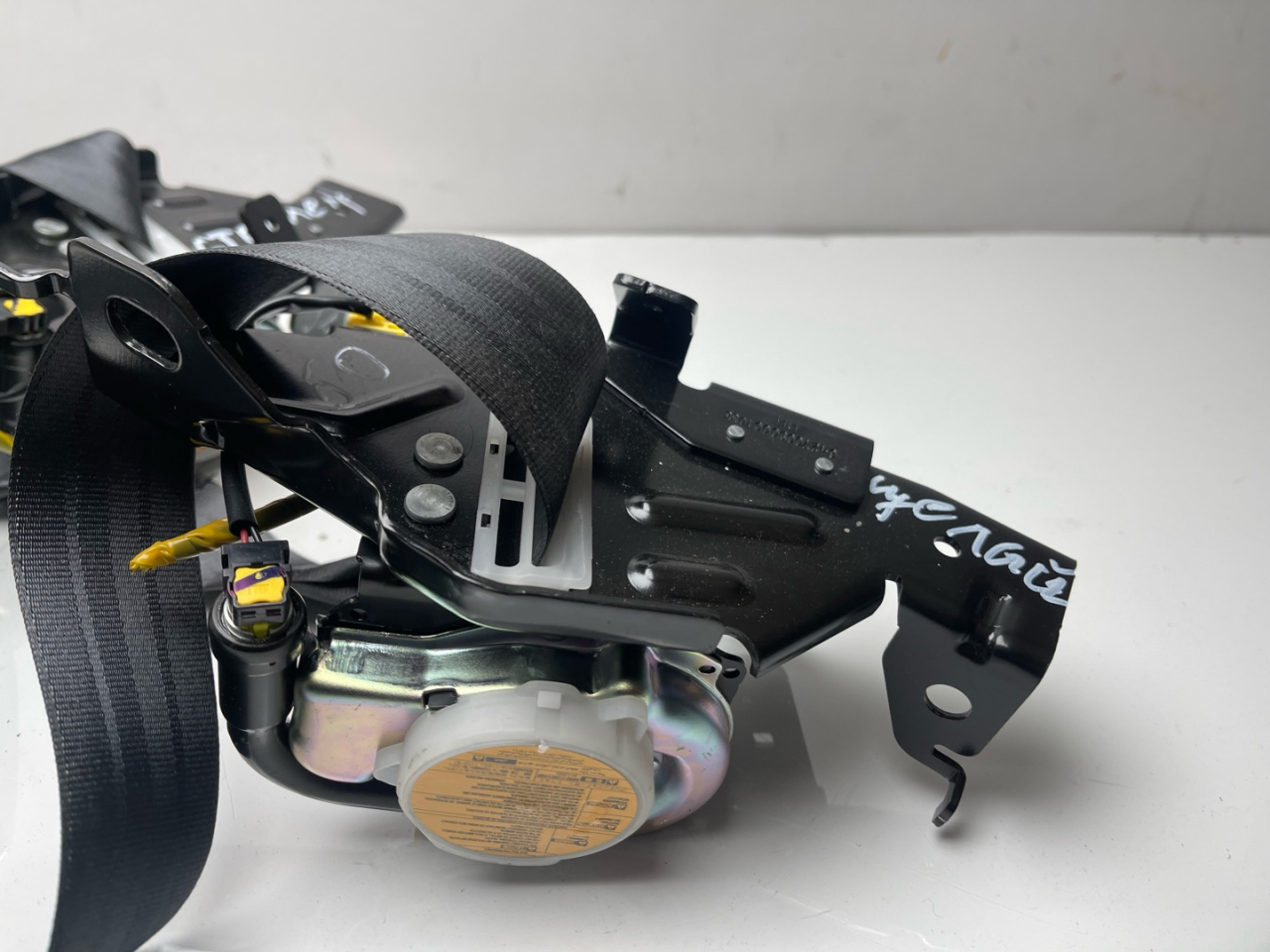 ремень безопасности Subaru Outback 6 поколение 2021, 2.4 л., бензин, АКПП, синий, внедорожник 5 дв., полный привод - фото №1