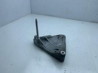 кронштейн компрессора кондиционера Chevrolet Equinox 3 поколение 2018, 1.5 л., бензин, АКПП, черный, внедорожник 5 дв., полный привод, 12651063