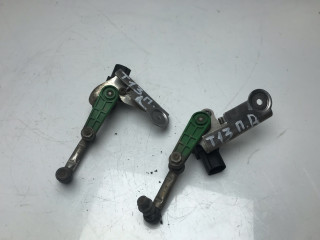 датчик дорожного просвета Tesla Model S 1 поколение (2012 - 2016), 0.1 л., электро, АКПП, серый, седан, задний привод, 600651400B