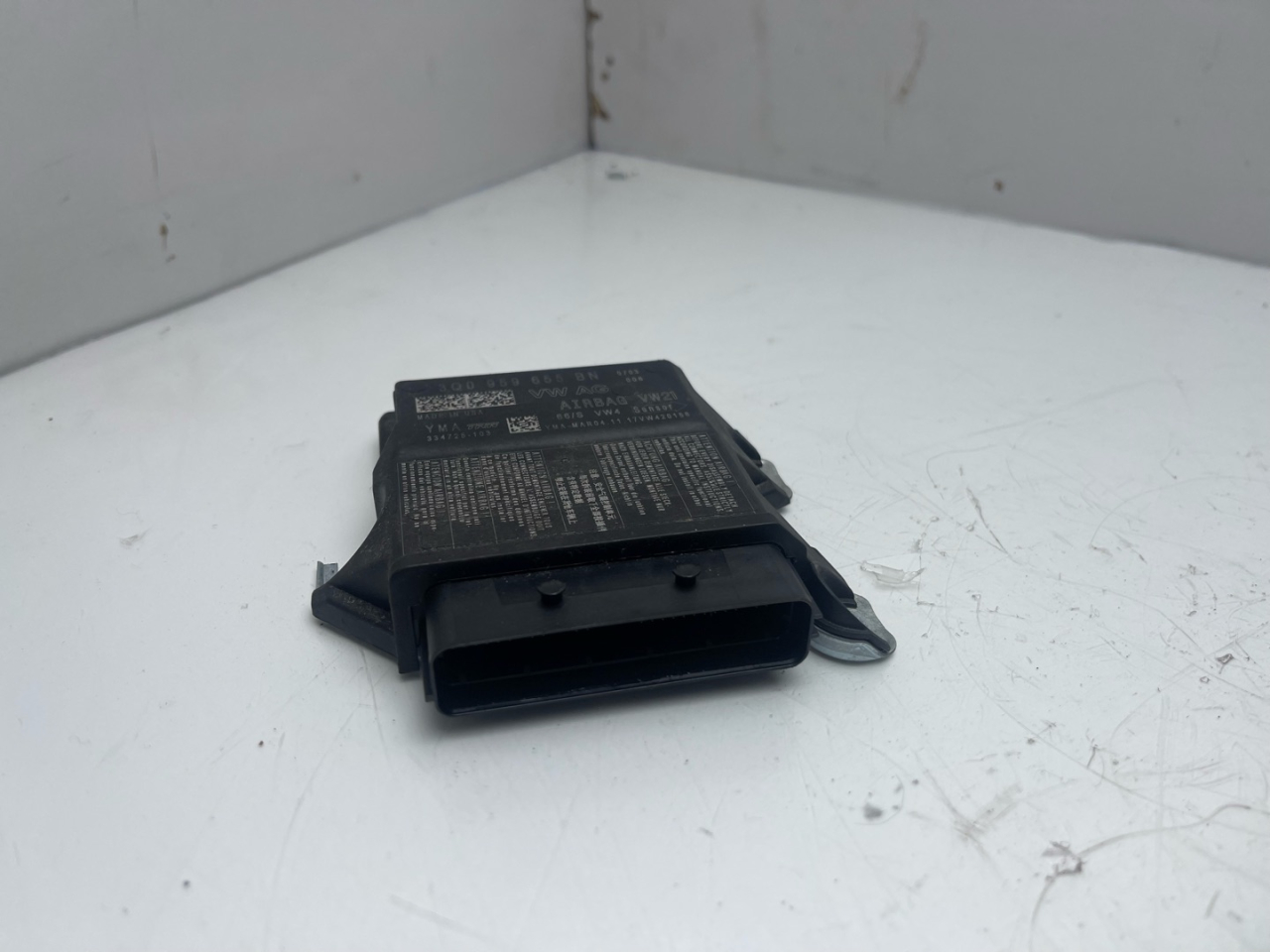 блок AirBag Volkswagen Atlas 2018, 2.0 л., бензин, АКПП, черный, внедорожник 5 дв., передний привод, 3Q0959655BN - фото №1