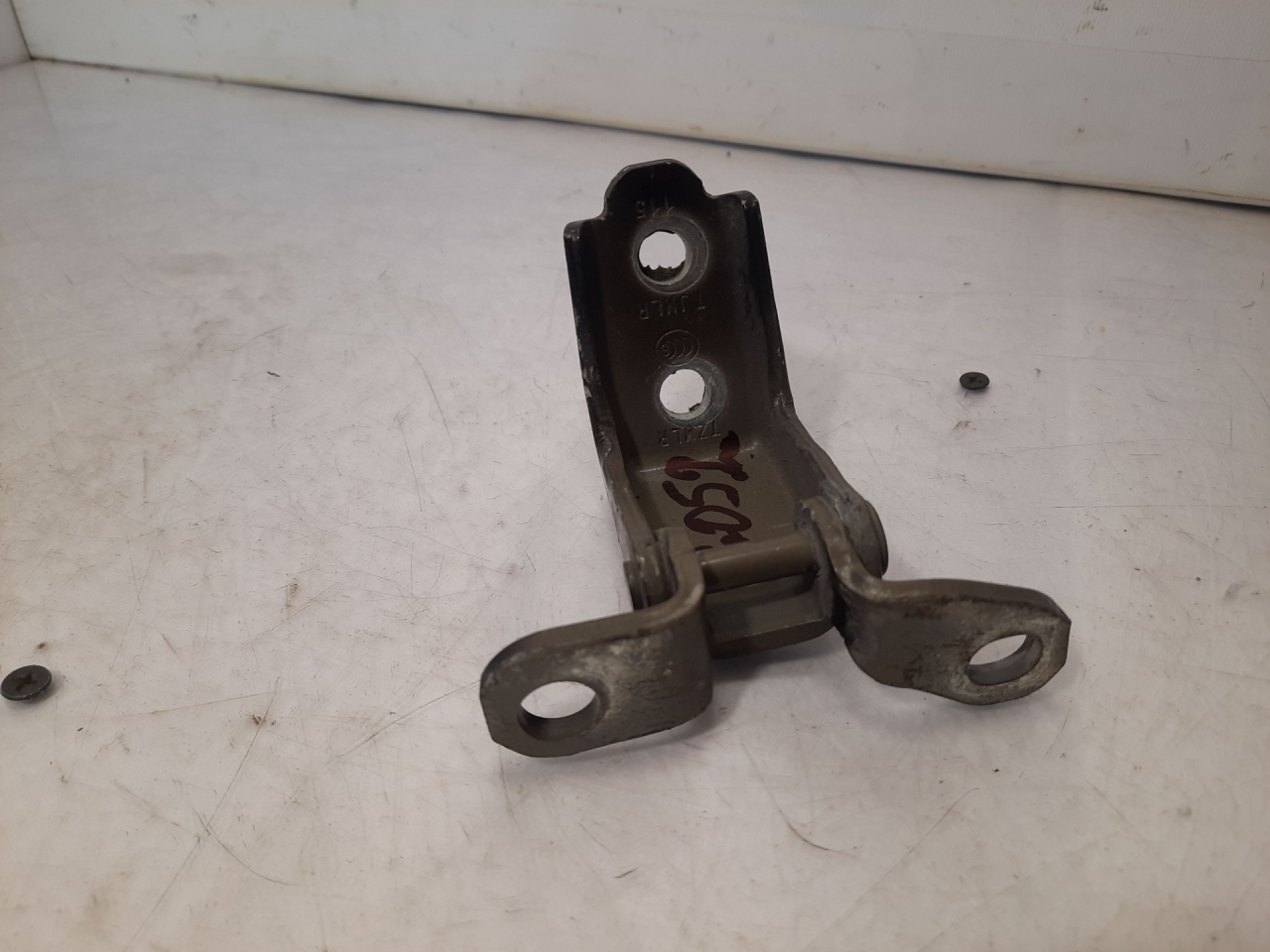 петля двери Acura RDX 3 поколение 2020, 2.0 л., бензин, АКПП, черный, внедорожник 5 дв., полный привод - фото №1