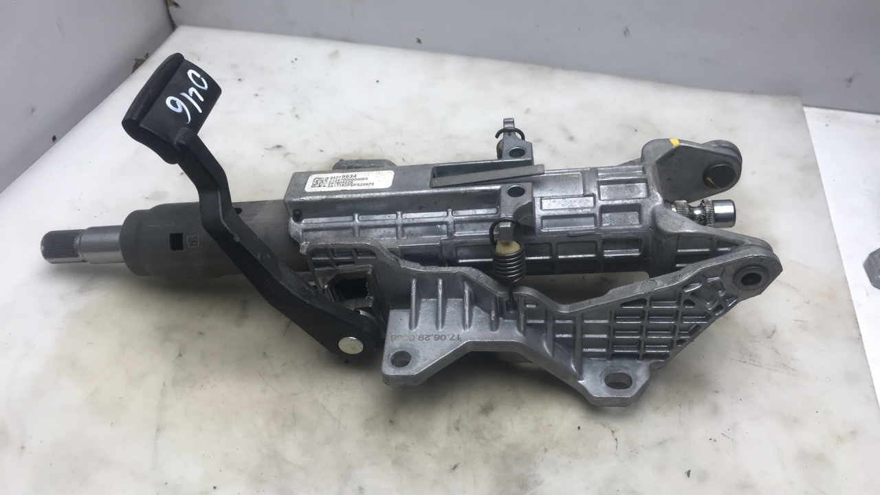 рулевая колонка Chevrolet Equinox 3 поколение 2018, 2.0 л., бензин, АКПП, синий, внедорожник 5 дв., передний привод, 84279634 - фото №1