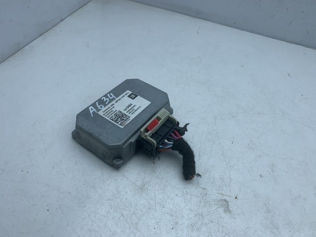 Преобразователь напряжения Chevrolet TrailBlazer 3 поколение 2021, 1.3 л., бензин, АКПП, черный, хетчбэк 5 дв., передний привод, 13510484 - фото №1