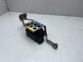 блок управления подвеской Tesla Model S 1 поколение (2012 - 2016), 0.1 л., электро, АКПП, серый, седан, задний привод