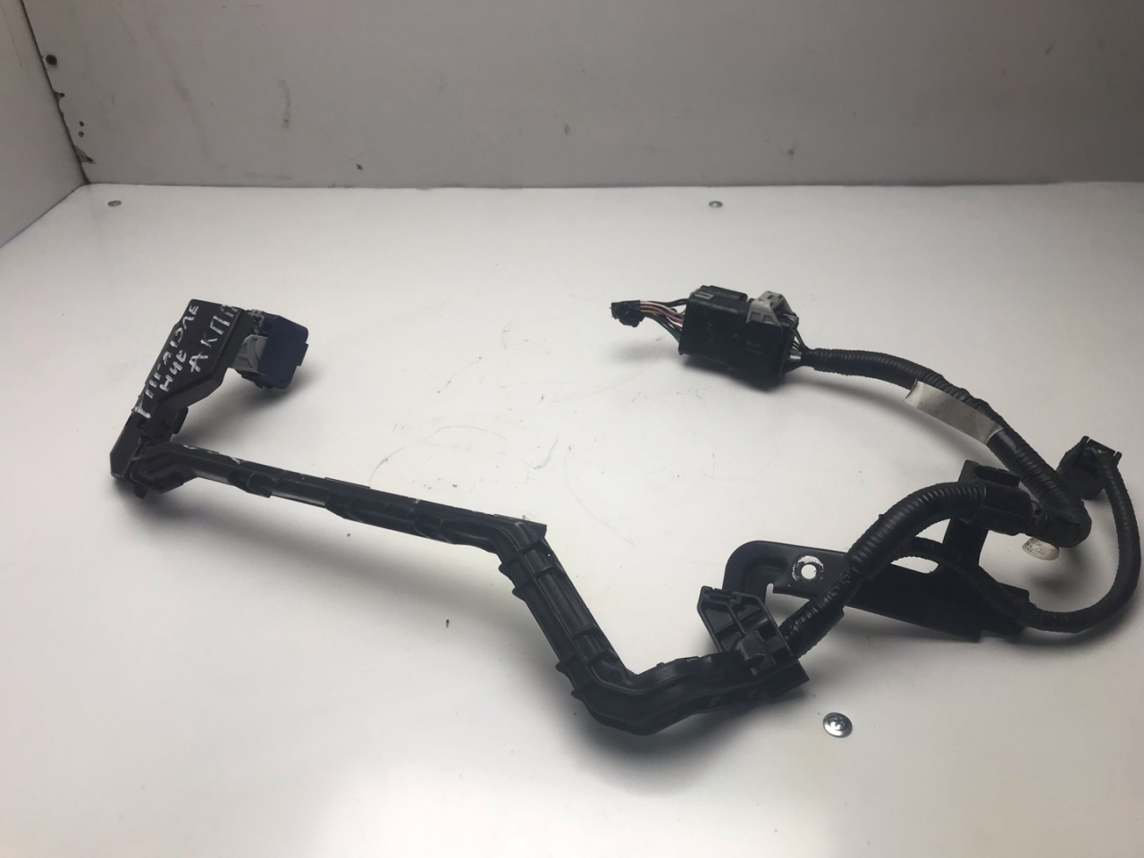 Проводка КПП Acura RDX 3 поколение 2020, 2.0 л., бензин, АКПП, белый, внедорожник 5 дв., полный привод, 281505YK0100 - фото №1