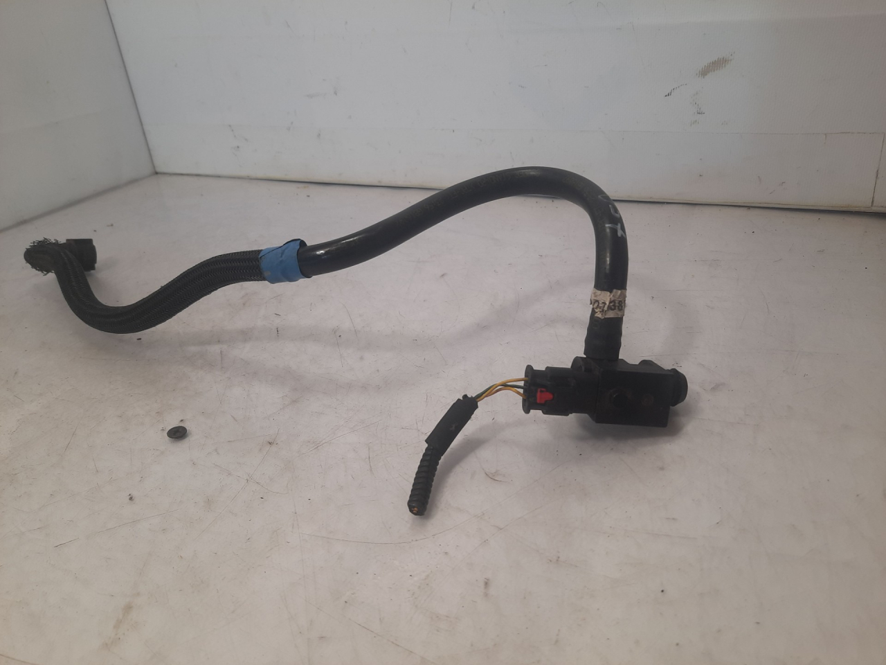 электромагнитный клапан Chevrolet Equinox 3 поколение 2018, 1.5 л., бензин, АКПП, черный, внедорожник 5 дв., полный привод, 13581099 - фото №1