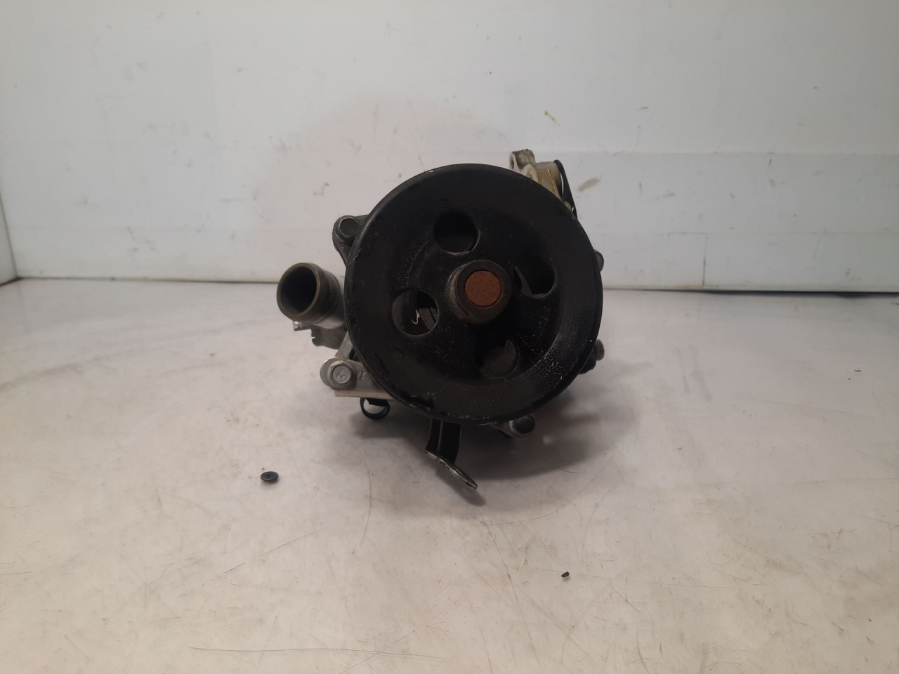 помпа Chevrolet Equinox 3 поколение 2019, 1.5 л., бензин, АКПП, белый, внедорожник 5 дв., передний привод, 12635767 - фото №1