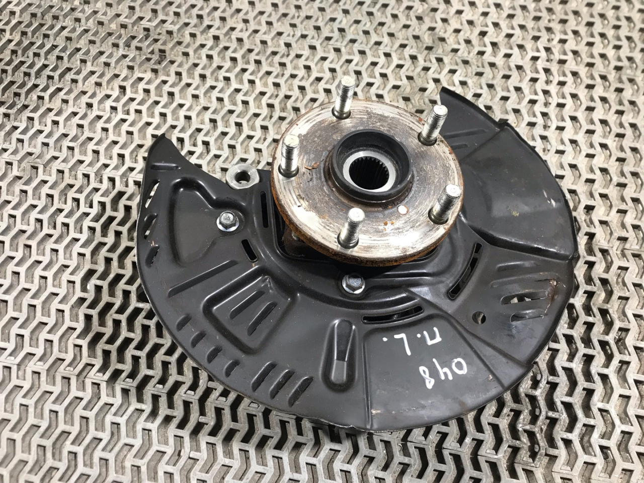 ступица передняя левая Subaru Outback 6 поколение 2020, 2.4 л., бензин, АКПП, серый, внедорожник 5 дв., полный привод - фото №1