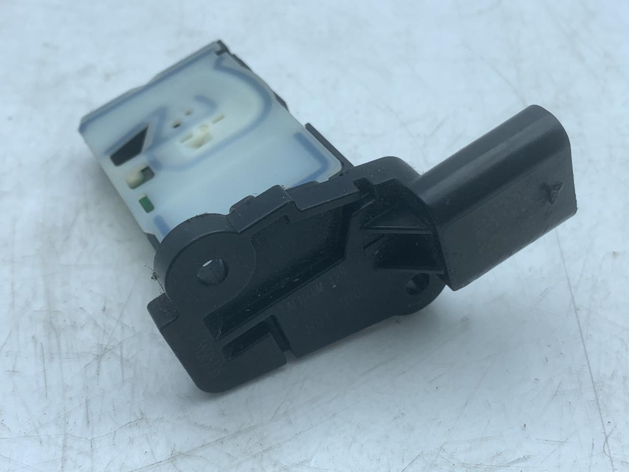 расходомер воздуха Chevrolet TrailBlazer 3 поколение 2021, 1.3 л., бензин, АКПП, черный, хетчбэк 5 дв., передний привод, 55505735, AFH70M-129 - фото №1