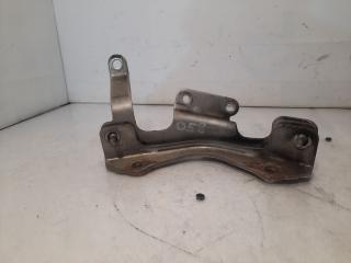 кронштейн двигателя Chevrolet Equinox 3 поколение 2019, 1.5 л., бензин, АКПП, белый, внедорожник 5 дв., передний привод, 12664910