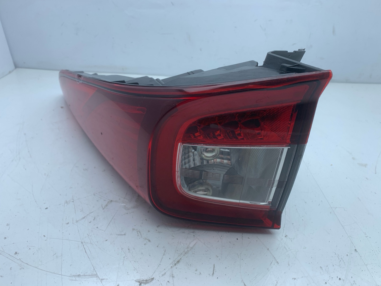 фонарь задний левый Acura RDX 3 поколение 2020, 2.0 л., бензин, АКПП, черный, внедорожник 5 дв., полный привод - фото №1