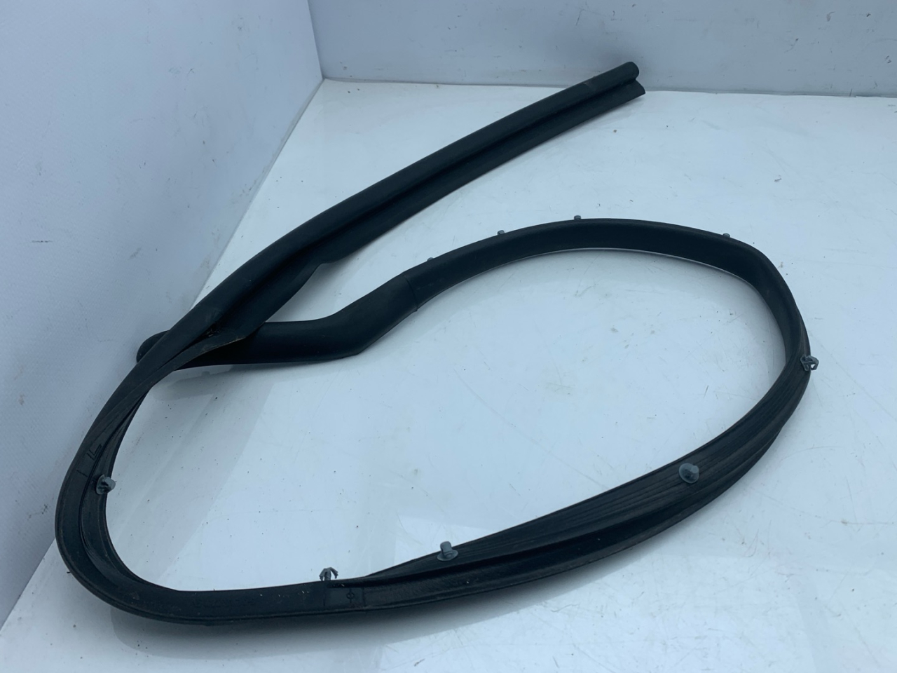 уплотнитель двери Acura TLX 3-е поколение 2021, 2.0 л., бензин, АКПП, седан - фото №1