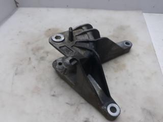 кронштейн двигателя Chevrolet Cruze 1 поколение [рестайлинг] 2015, 1.4 л., АКПП, черный, седан, 13248663