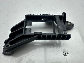 Кронштейн крепления датчика мертвых зон Acura RDX 3 поколение 2020, 2.0 л., бензин, АКПП, белый, внедорожник 5 дв., полный привод, 635578700ATJBL111