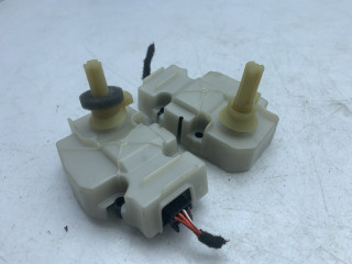 моторчик заслонки печки Volvo XC60 2 поколение 2023, 2.0 л., бензин, АКПП, белый, внедорожник 5 дв., передний привод, 18122021