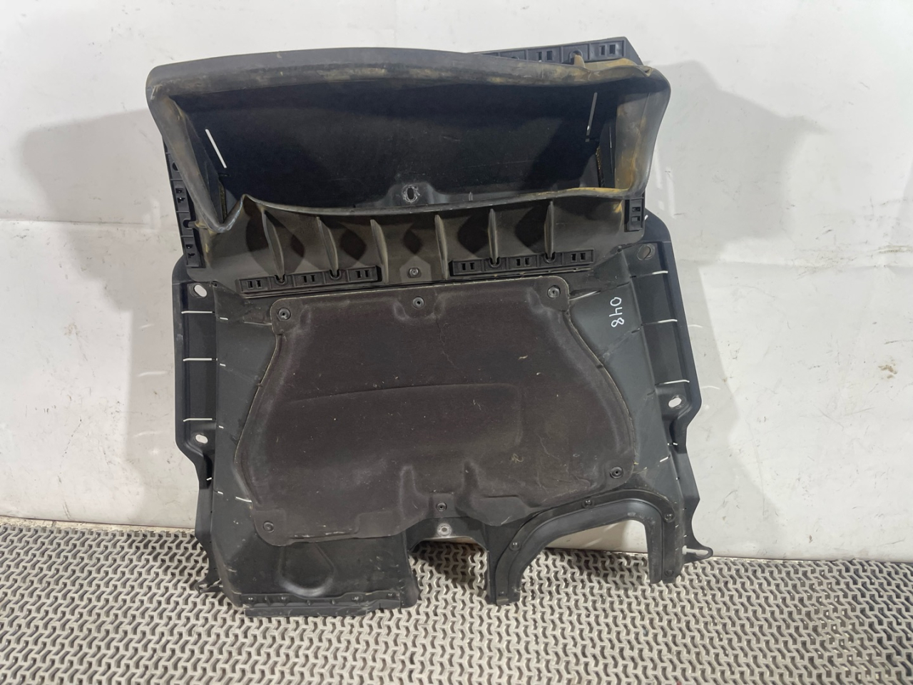 воздухозаборник Subaru Outback 6 поколение 2020, 2.4 л., бензин, АКПП, серый, внедорожник 5 дв., полный привод, 57253AN02A - фото №1