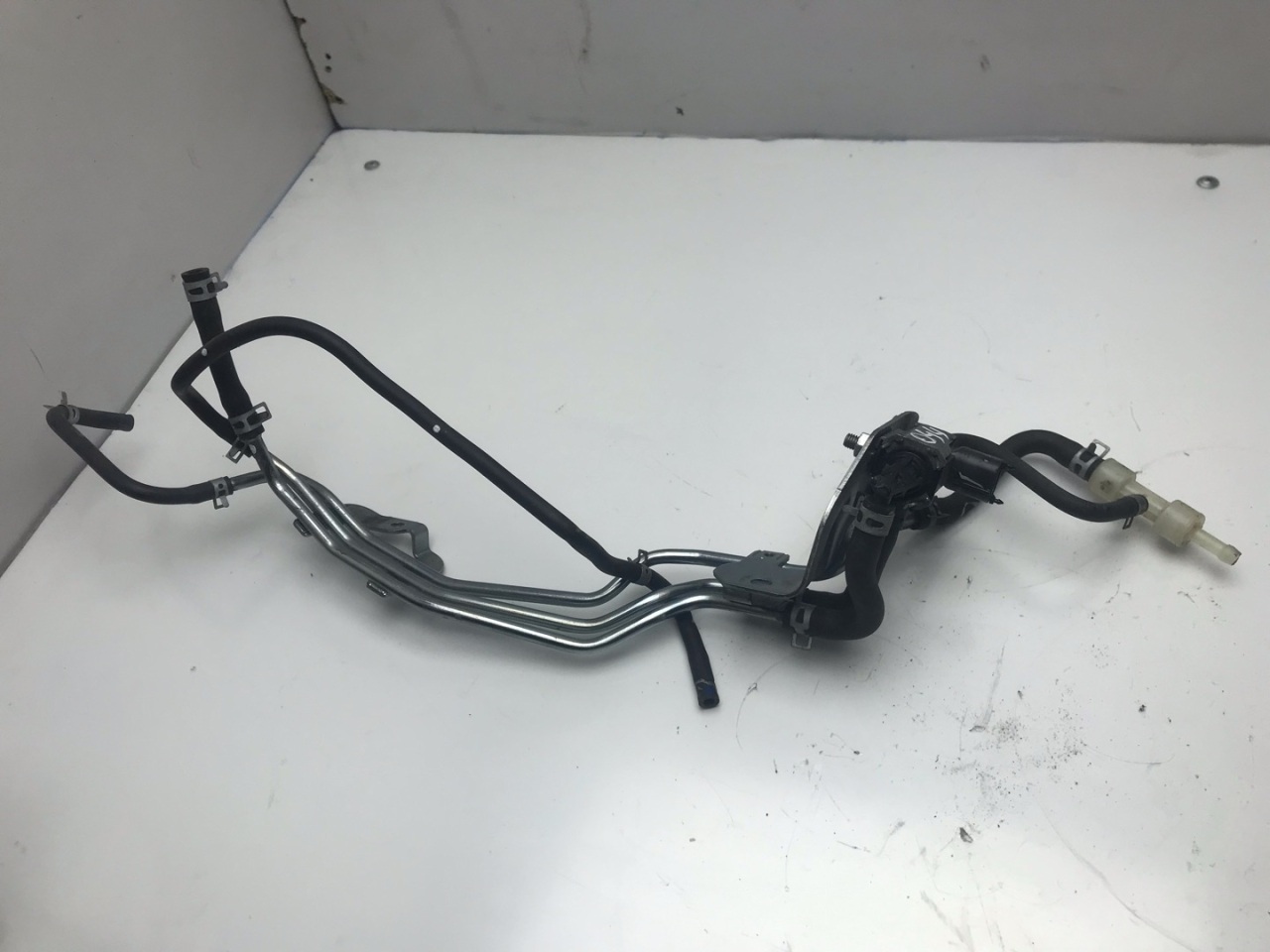 трубка топливная Acura RDX 3 поколение 2019, 2.0 л., бензин, АКПП, белый, внедорожник 5 дв., полный привод - фото №1