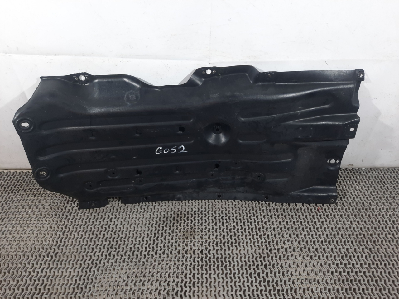 защита днища Acura RDX 3 поколение 2020, 2.0 л., бензин, АКПП, черный, внедорожник 5 дв., полный привод - фото №1