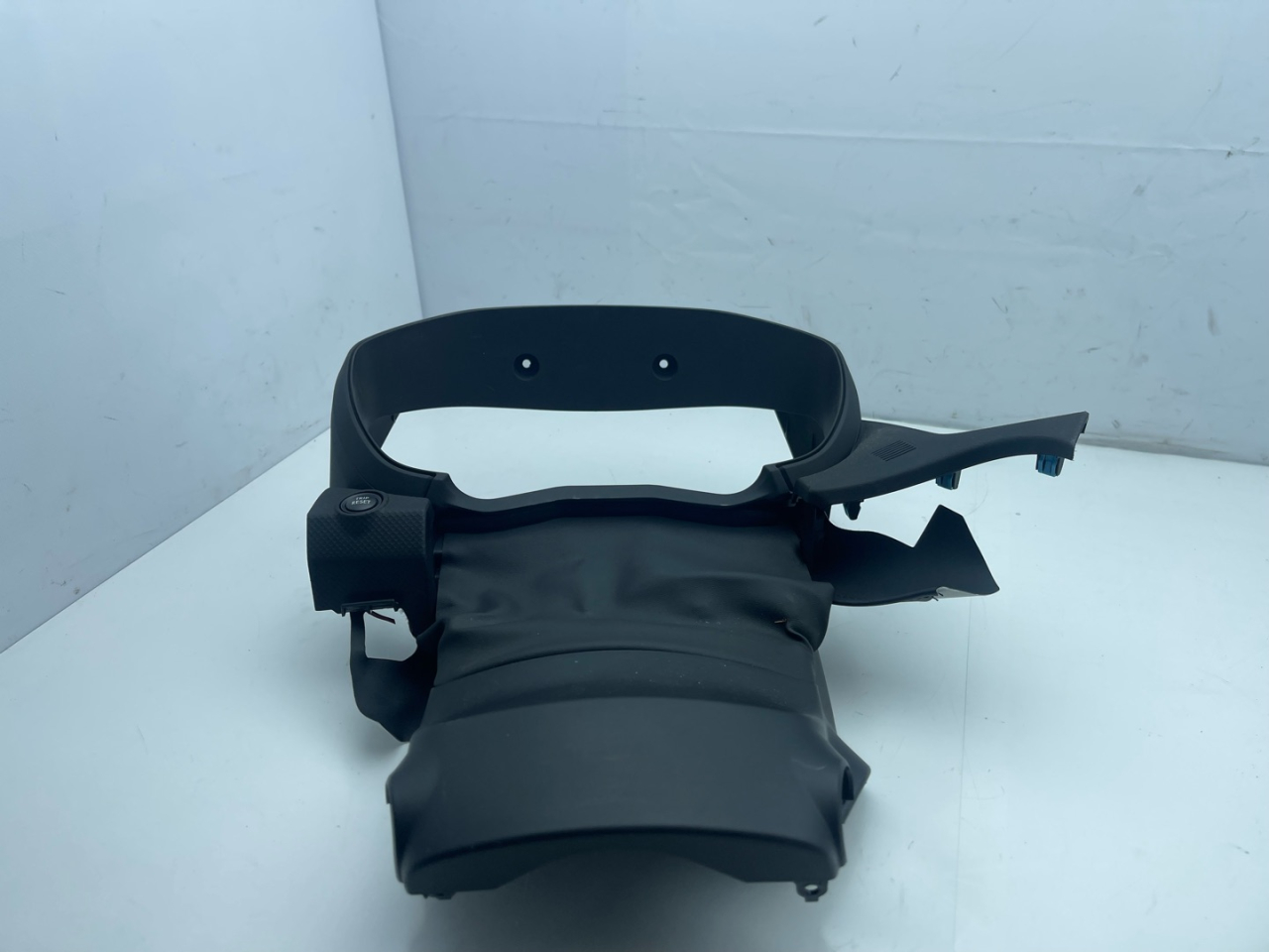 рамка панели приборов Subaru Forester 5 поколение (SK) 2020, 2.5 л., бензин, АКПП, серый, внедорожник 5 дв., полный привод, 34341FL040 - фото №1