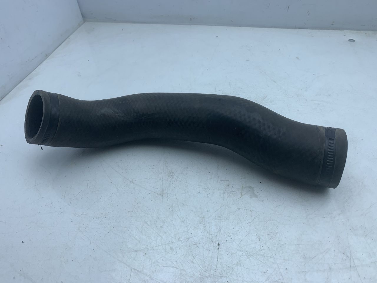 патрубок интеркулера Acura TLX 3-е поколение 2021, 2.0 л., бензин, АКПП, серый, передний привод - фото №1