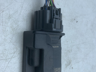 реле бензонасоса Volvo XC60 2 поколение 2023, 2.0 л., бензин, АКПП, белый, внедорожник 5 дв., передний привод, 32312196