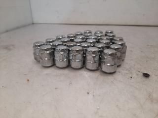 гайка колесная Acura RDX 3 поколение 2020, 2.0 л., бензин, АКПП, белый, внедорожник 5 дв., полный привод