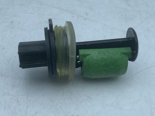 датчик уровня омывающей жидкости Chevrolet TrailBlazer 3 поколение 2021, 1.3 л., бензин, АКПП, черный, хетчбэк 5 дв., передний привод