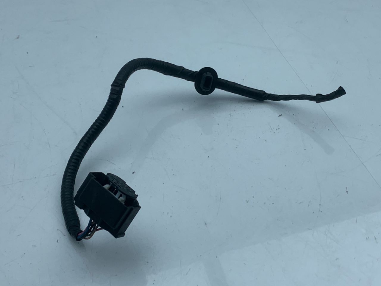 разъем (фишка) проводки Acura RDX 3 поколение 2020, 2.0 л., бензин, АКПП, белый, внедорожник 5 дв., полный привод - фото №1