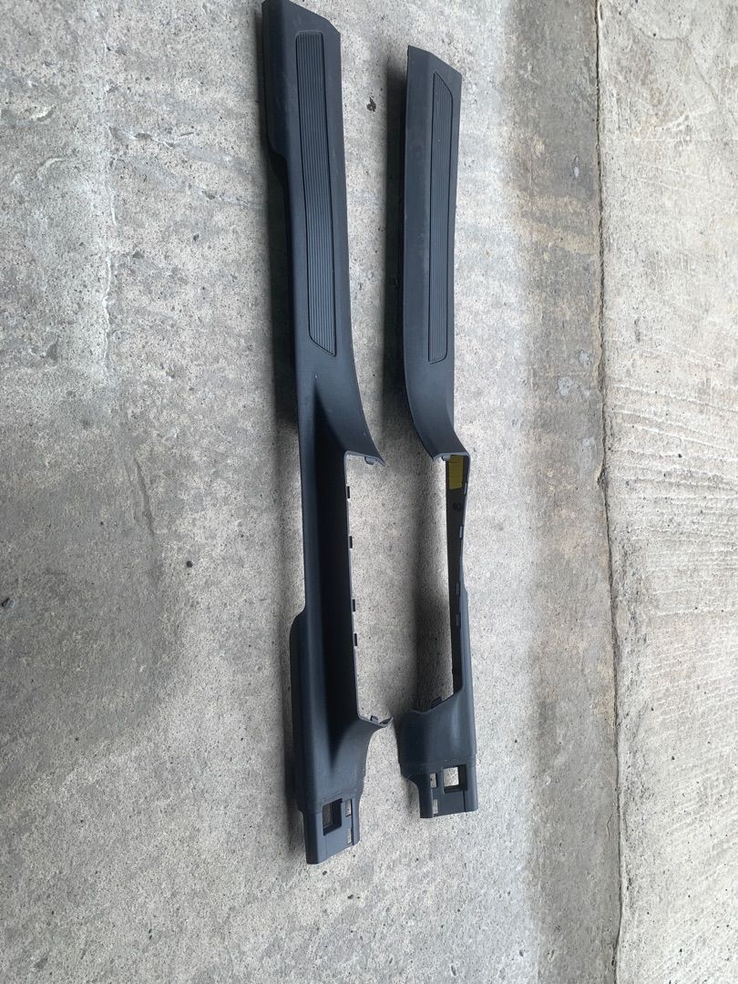 накладка на порог внутренняя Volkswagen Atlas 2018, 2.0 л., бензин, АКПП, черный, внедорожник 5 дв., передний привод, 3CN853371D, 3CN853372D - фото №1