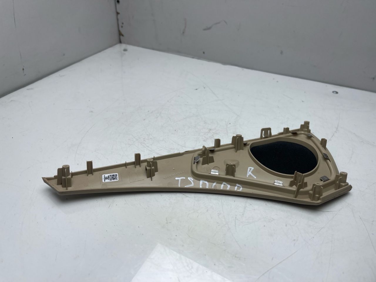 сетка на динамик Acura TLX 3-е поколение 2021, 2.0 л., бензин, АКПП, седан, 83540TGV011M1 - фото №1